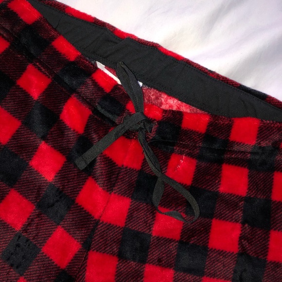 Red and black checkered pj pants - Picture 4 of 5